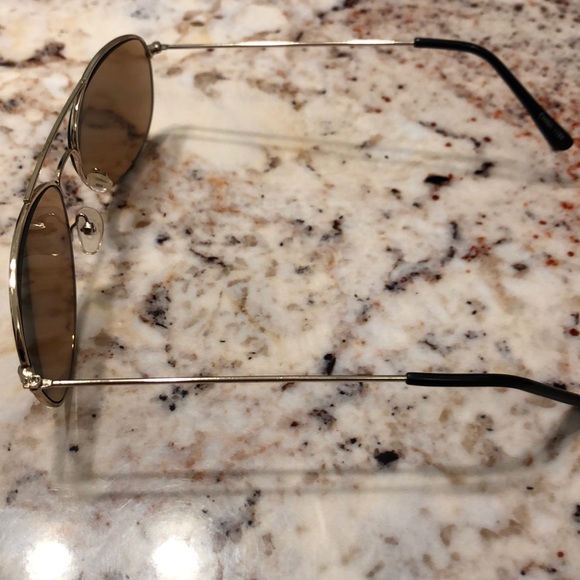 Gold aviator sunglasses brown lenses! Cute classic - Picture 5 of 6
